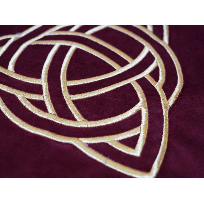 Скатертина для ворожіння оксамит Кельтський вузол бордо вишивка