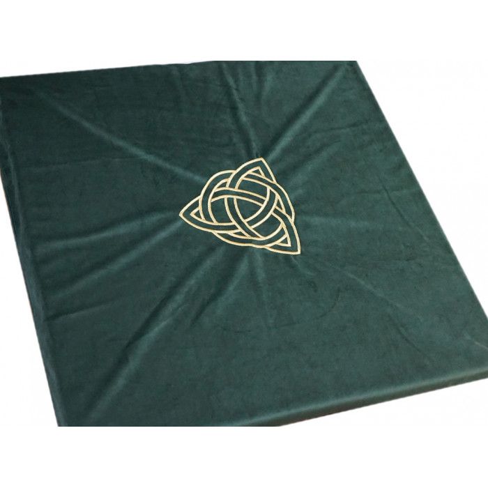 Скатертина для ворожіння оксамит Кельтський вузол зелена вишивка