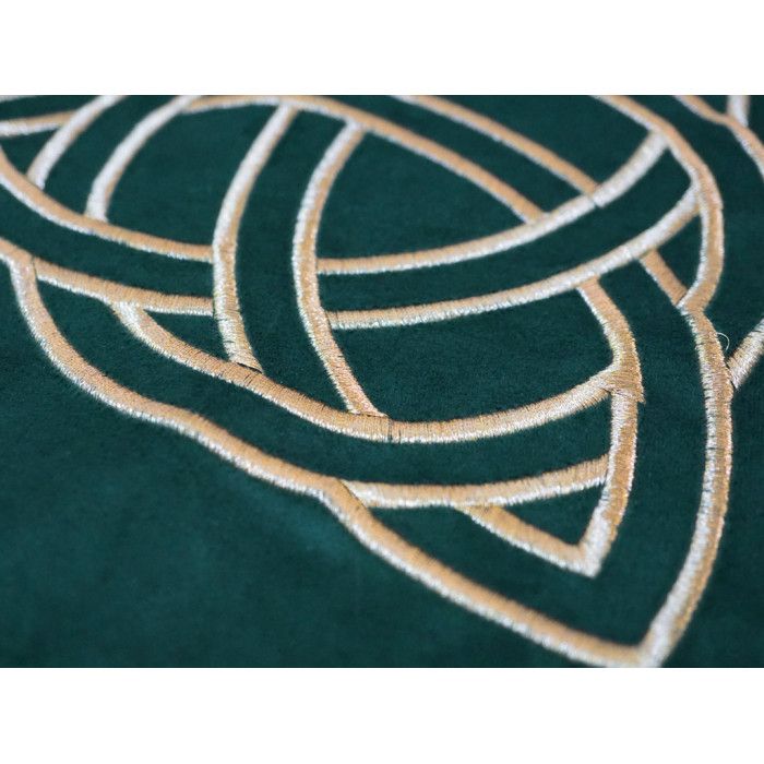 Скатертина для ворожіння оксамит Кельтський вузол зелена вишивка