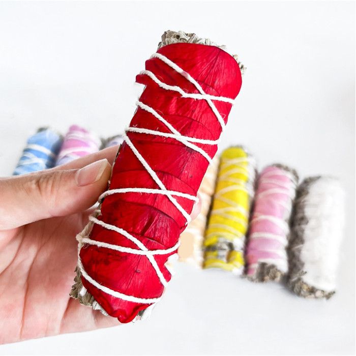 Белый шалфей для окуривания + красные лепестки роз