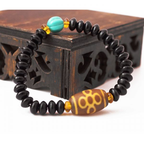 Браслет Дзі "Містичний вузол" з агату