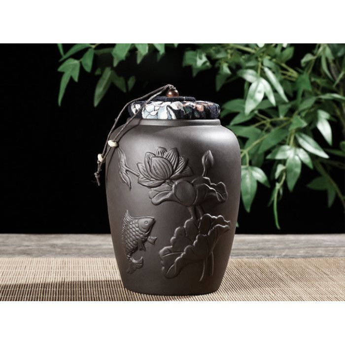 Чайниця для чаю "Ігри рибок" чорна глиняна 900 мл.