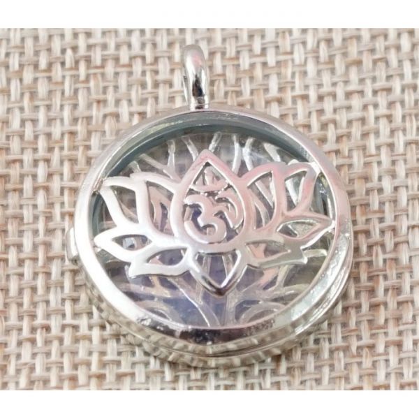 Кулон "Ом в лотосі", що відкривається, вставка Флюорит